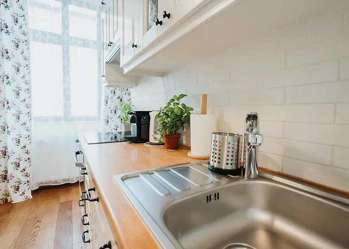 Sight Main Square & Main Train Station & Planty